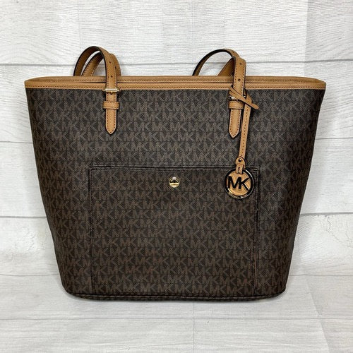 NEW Michael Kors Large Brown Jet Set Signature Snap-Pocket Tote Bag NWT Travel